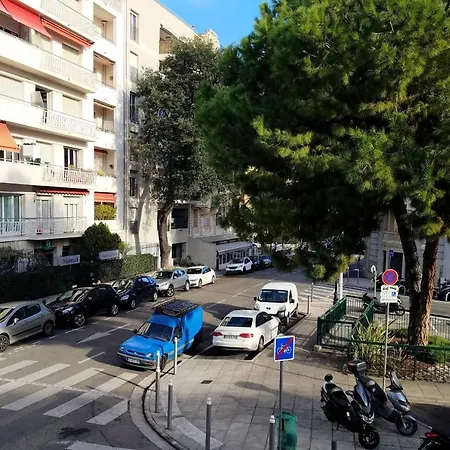 Le Tresor De Caffarelli-nice: 2 Bedroom Close To Beach And Shops